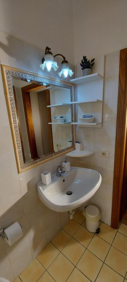 סיינה Agriturismo Il Colle מראה חיצוני תמונה