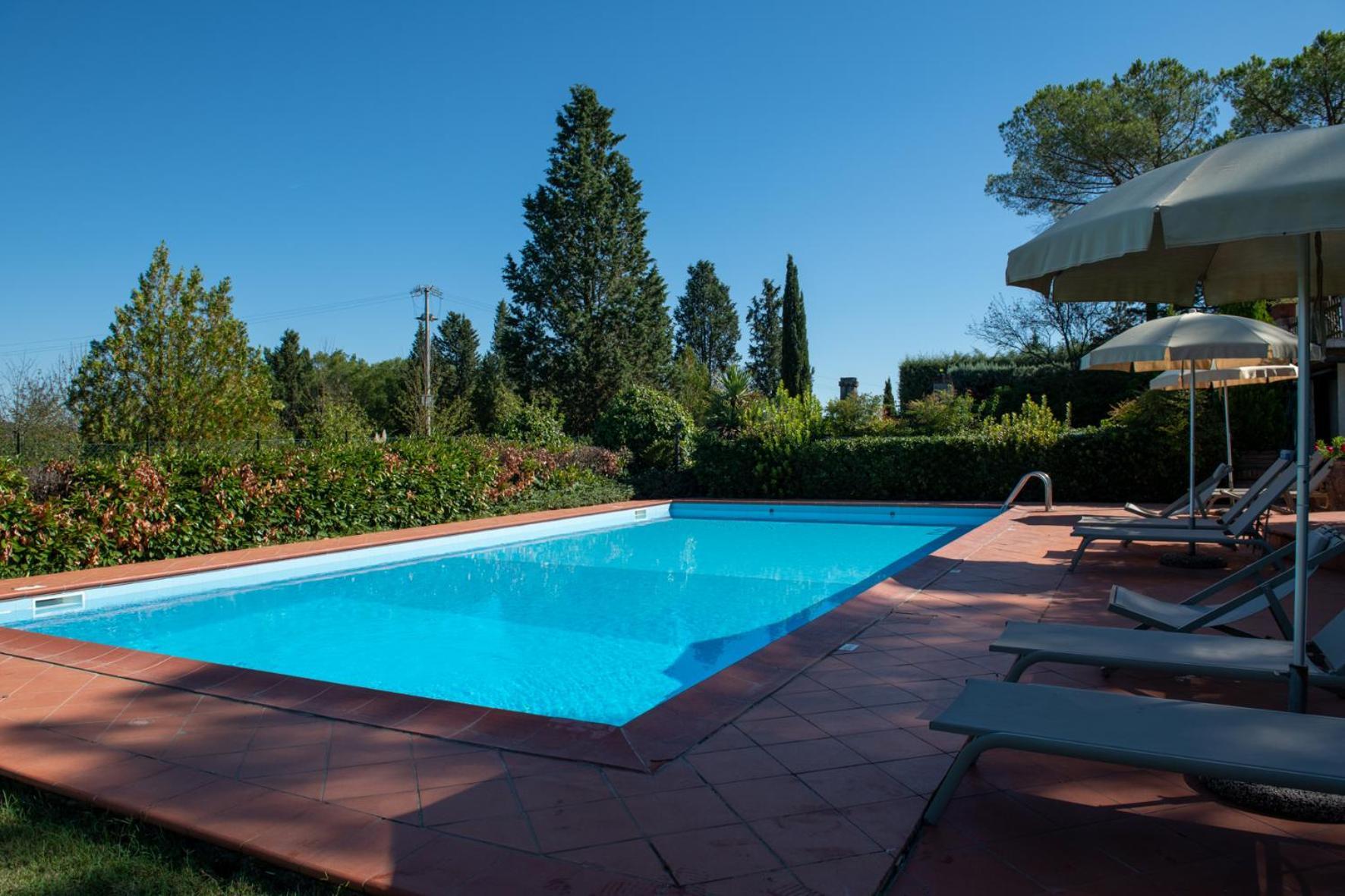 סיינה Agriturismo Il Colle מראה חיצוני תמונה