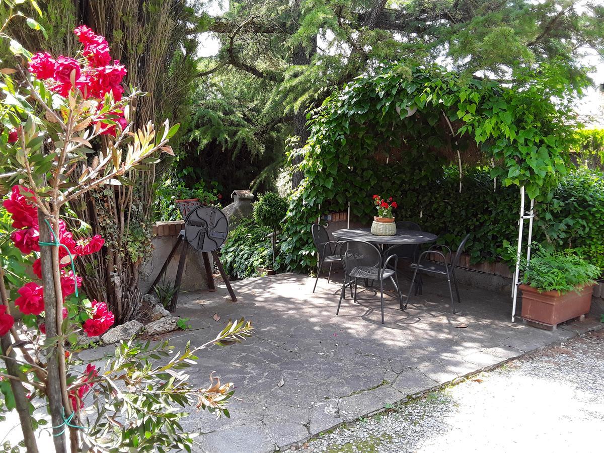 סיינה Agriturismo Il Colle מראה חיצוני תמונה